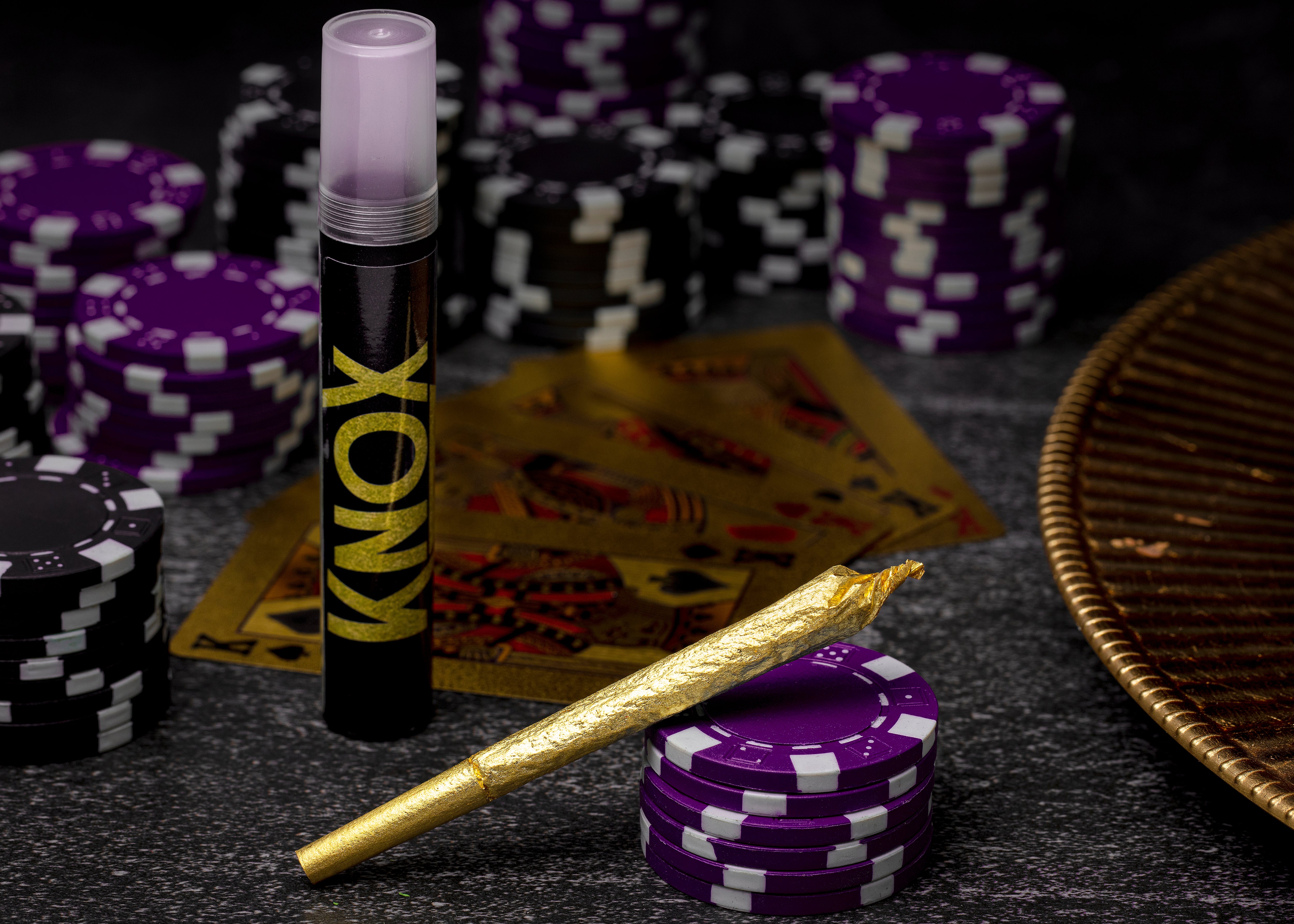 Knox 24K Gold King Size Cone